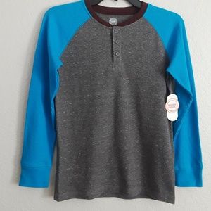 Boy Shirt Size S (4-6-8-10) Long Sleeve. Each $10